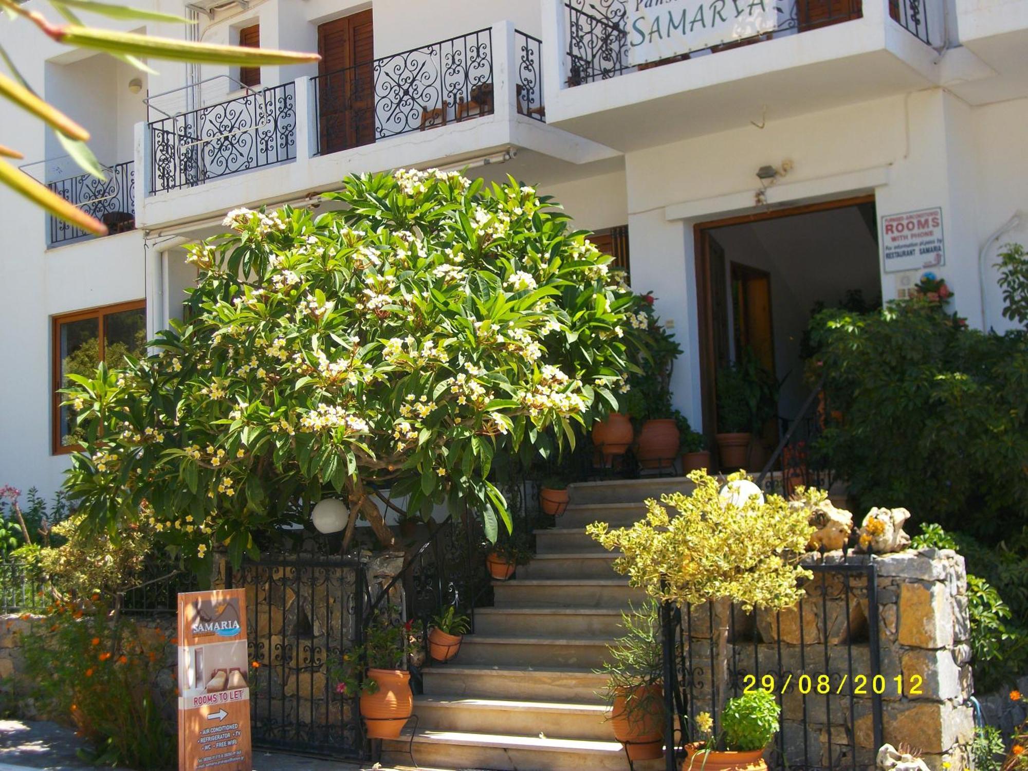 Samaria Apartment